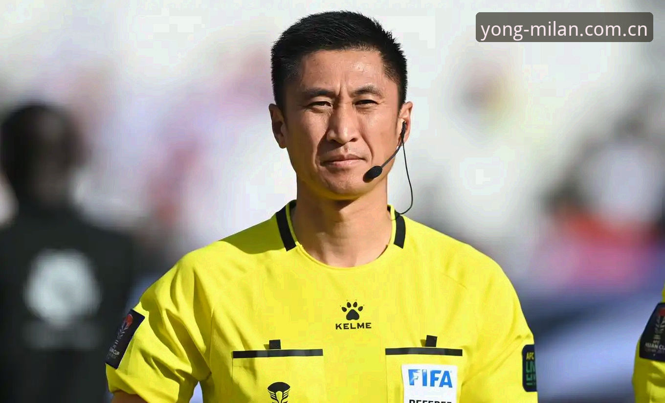 揭秘世界杯裁判马宁不为人知的另一面：他与键盘侠之间的“防火墙”